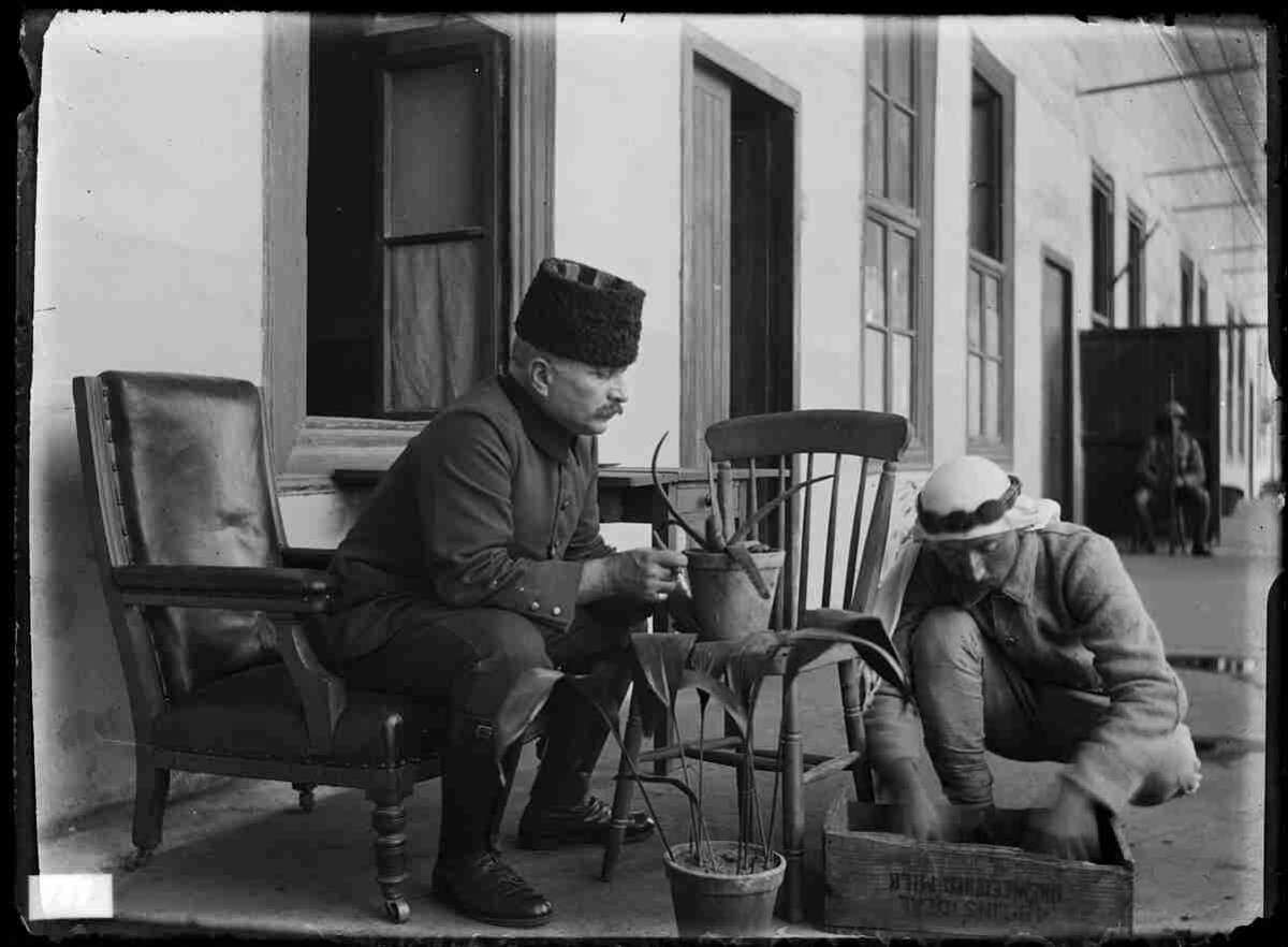 Fahreddin Paşa'nın 600'den fazla fotoğrafı erişime açıldı