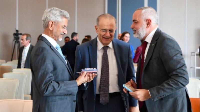 Hindistan ile Güney Kıbrıs, savunma anlaşması imzaladı