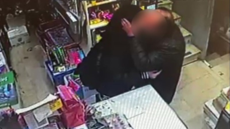 Fatih'teki kırtasiye sorumlusu, kız çocuğunu taciz etti