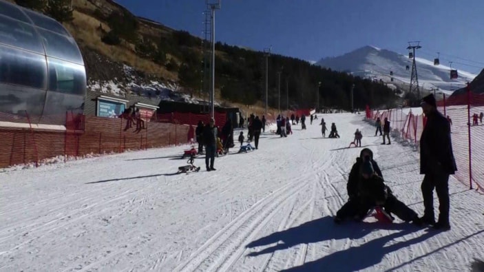 Kayakseverler Palandöken'de yeni yıla girdi