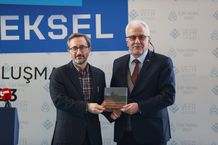 Fahrettin Altun: Türkiye son 20 yılda çok büyük dönüşüm geçirdi