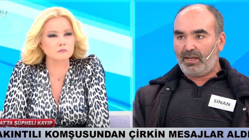 Müge Anlı, canlı yayında bacaklarına bakan konuğa tepki gösterdi