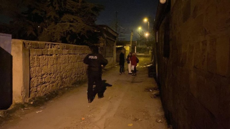 Kayseri'de gözü dönmüş koca eşi ve çocuğunu yakmak istedi