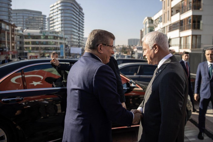 Davutoğlu, Akşener ve Kılıçdaroğlu'nu ziyaret etti