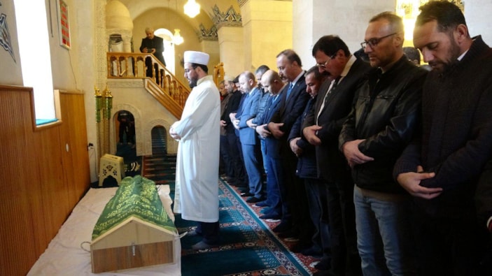 Mardin kazasında can veren kamu görevlileri defnedildi