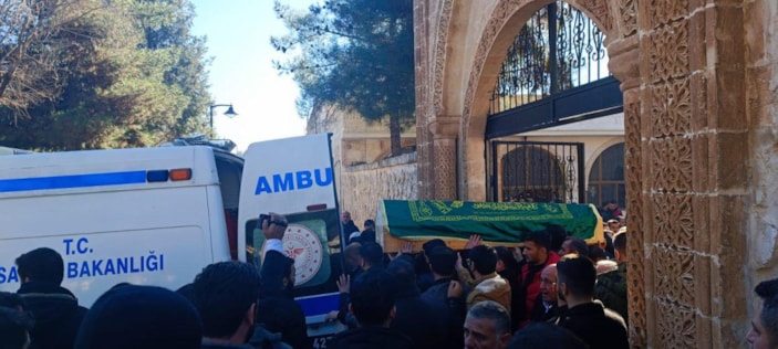 Mardin kazasında can veren kamu görevlileri defnedildi