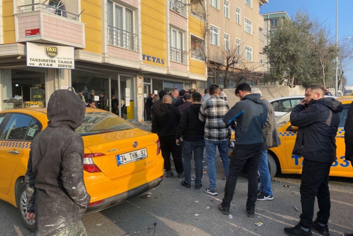 Taksimetre ayarları hatalı yapılan taksiciler şirket önünde sabahladı -1