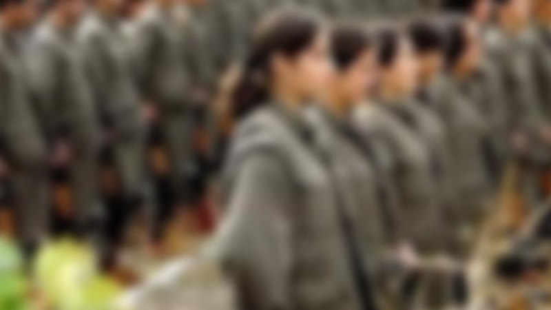 PKK, çocuklara zorla silah vererek savaştırıyor