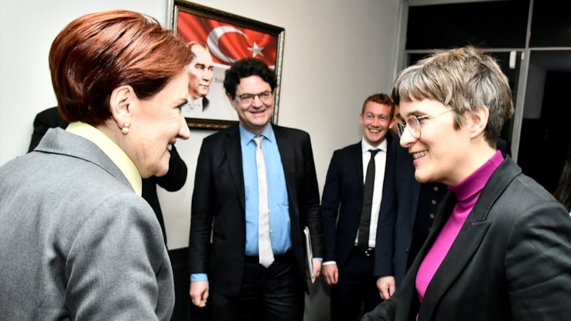Meral Akşener, Alman heyetle görüştü