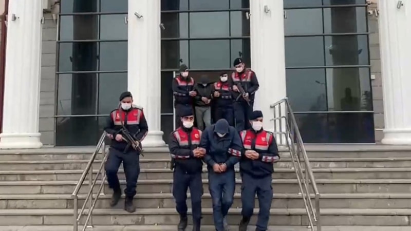 Kırıkkale'de köydeki evleri bir gecede soyan hırsızlar yakalandı