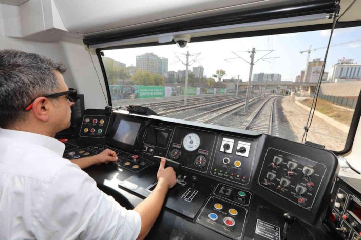 Açılışını Cumhurbaşkanı Erdoğan’ın yaptığı Gaziray’da ücretsiz binişler ay daha uzatıldı -3