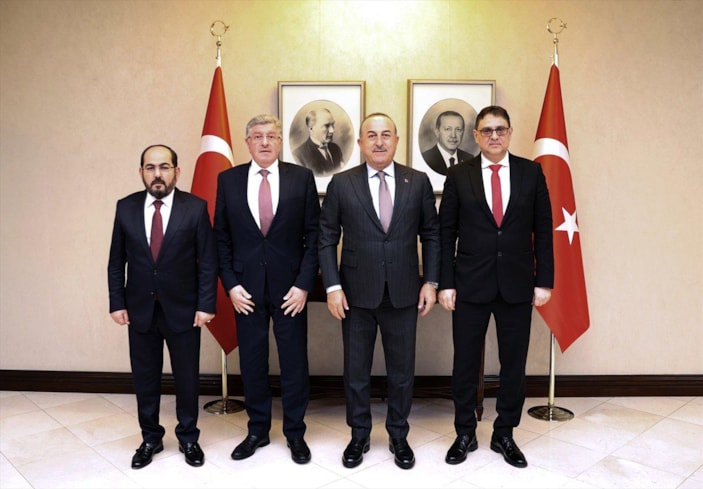 Mevlüt Çavuşoğlu, Suriyeli muhaliflerle görüştü