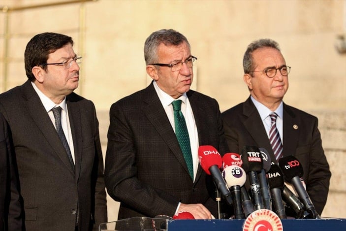 a CHP’li Engin Altay, Adalet Bakanı ile yaptıkları görüşmeyi anlattı