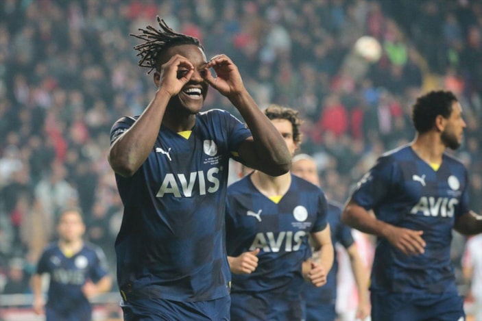 Fenerbahçe, Antalyaspor'u mağlup etti