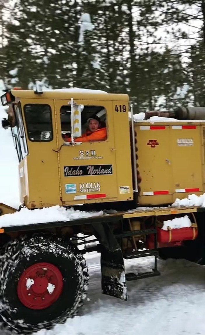 Jeremy Renner, yoğun bakımda tedavi ediliyor