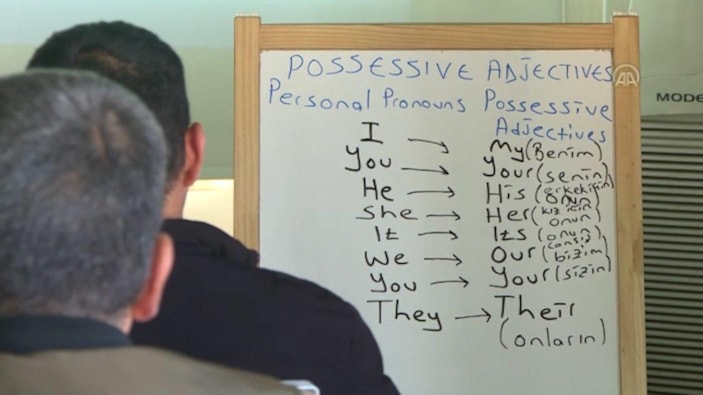 Antalya'da taksicilere İngilizce eğitimi verilmeye başlandı 