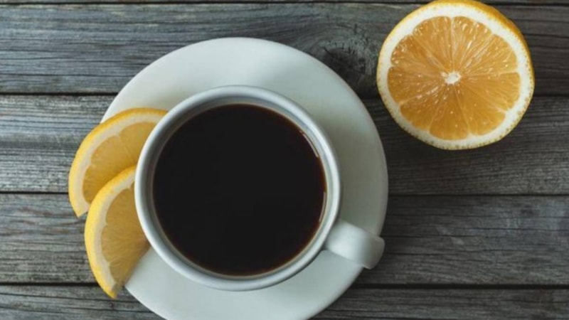 Türk kahvesine limon sıkmak hayatınızı kurtaracak! 
