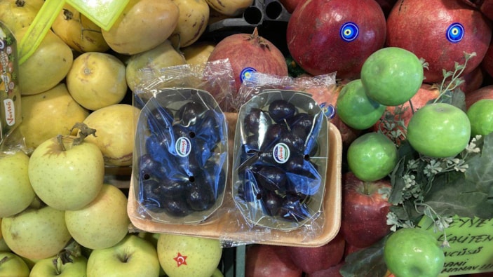 Güney Amerika'dan gelen kirazın kilosu bin 250 liradan satılıyor