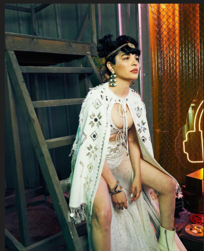 Gonca Vuslateri'nin yeni yıl dileği