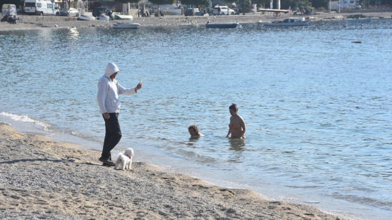 Muğla'da turistlerin deniz keyfi