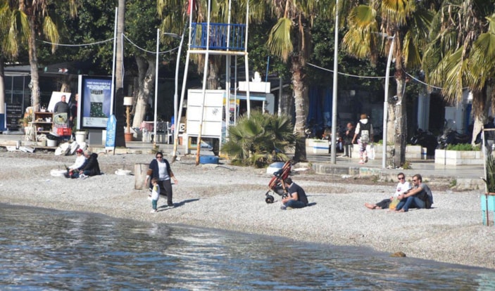 Bodrum'da turistler denize girdi -8