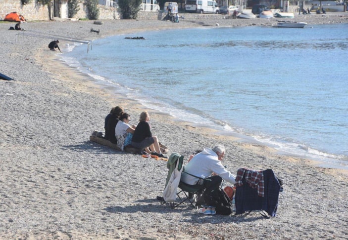 Bodrum'da turistler denize girdi -10