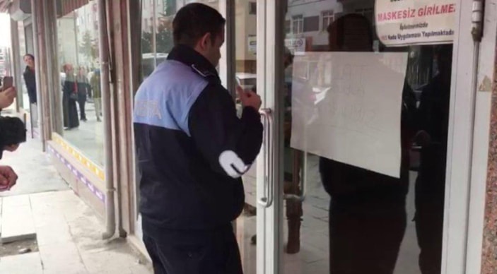 Tekirdağ'da simit fırınında gezinen fare kamerada