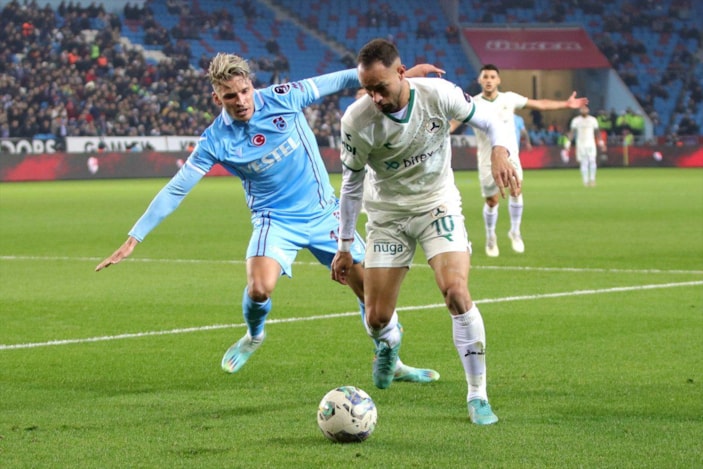 Trabzonspor, Giresunspor'u üç golle geçti