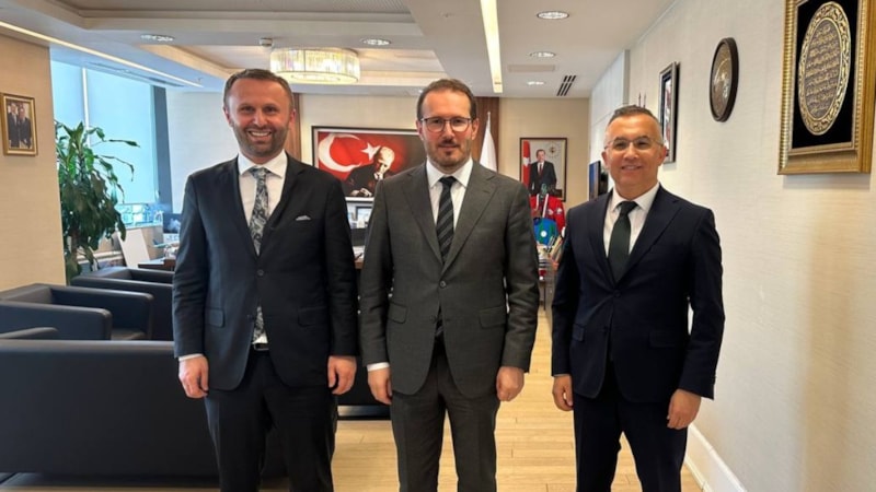 Rize Valisi Kemal Çeber'den Şuayip Birinci’ye ziyaret