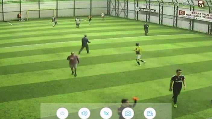 Tuzla’daki halı sahada maç yaparken kalp krizi geçirip öldü