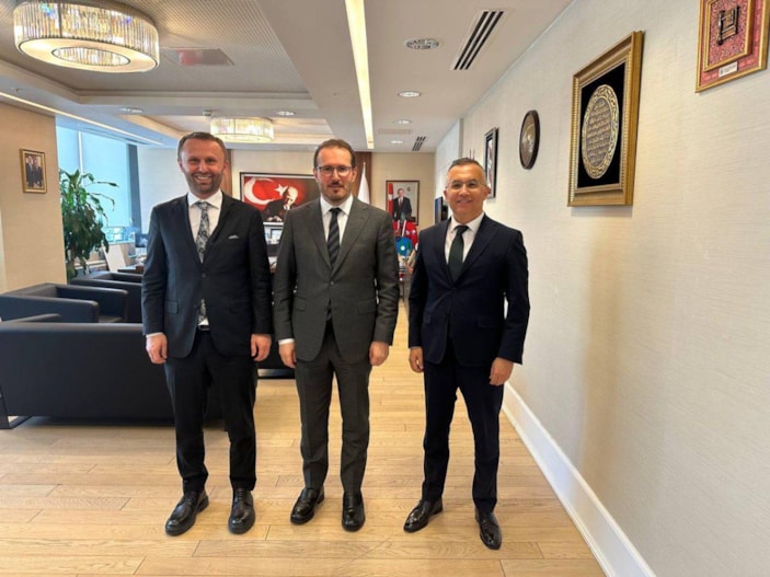 Rize Valisi Kemal Çeber'den Şuayip Birinci’ye ziyaret