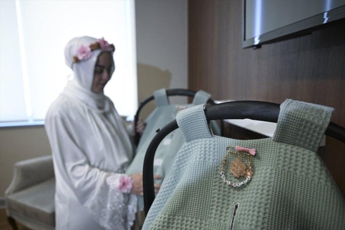 Doğmadan yetim kalan ikizlerin annesi 