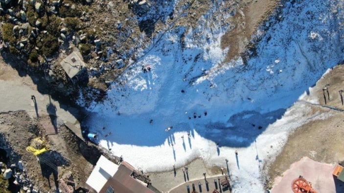 Uludağ'da beklenen kar gelmedi