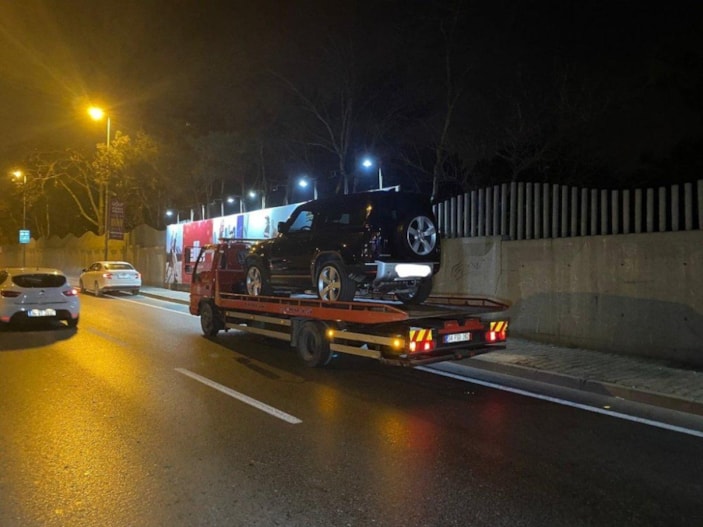 Şarkıcı Berkay, alkollü yakalandı: Ehliyetini kaptırdı