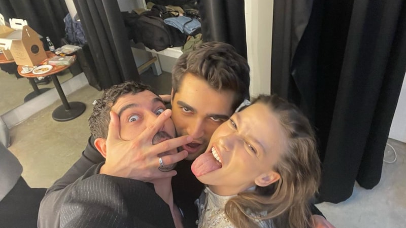 Mert Ramazan Demir, Serenay Sarıkaya ve Burak Deniz’in eğlenceli anları