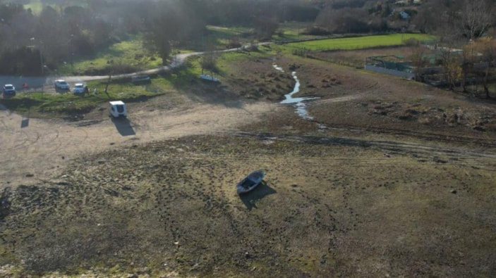 Suların çekildiği Terkos Gölü’nde yürüyüş yapıldı