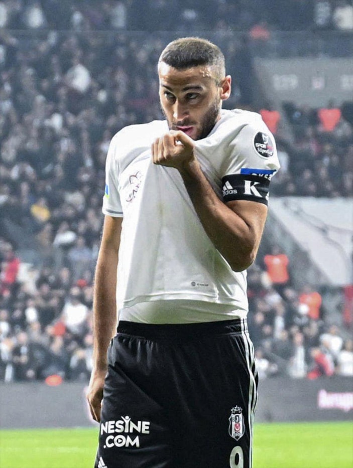 Cenk Tosun, Beşiktaş tarihine geçti