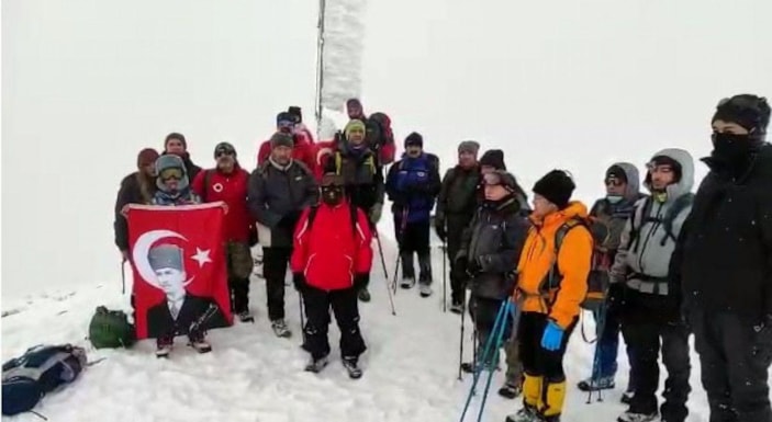 Dağcılar Sarıkamış şehitleri için Yıldız Dağı'nın zirvesine tırmandı -1