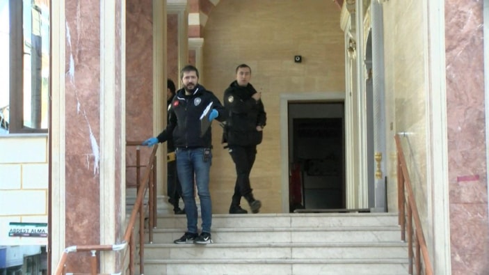 Gaziosmanpaşa'da namaz kıldığı sırada başından vuruldu -3