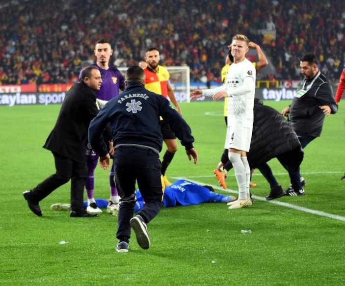 Tahkim Kurulu'ndan Göztepe'ye ret, Altay'a umut -1