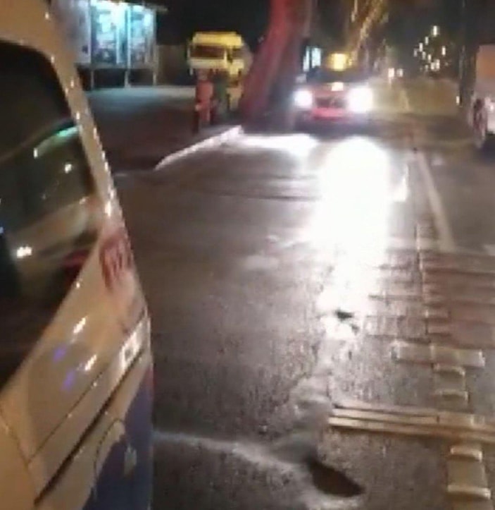 Fatih'te 3 yolcu, bindikleri taksinin şoförünü döverek öldürdü 