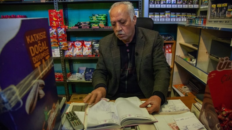 Çorum'da bir hayırsever, 85 bin TL'lik veresiye borcunu kapattı