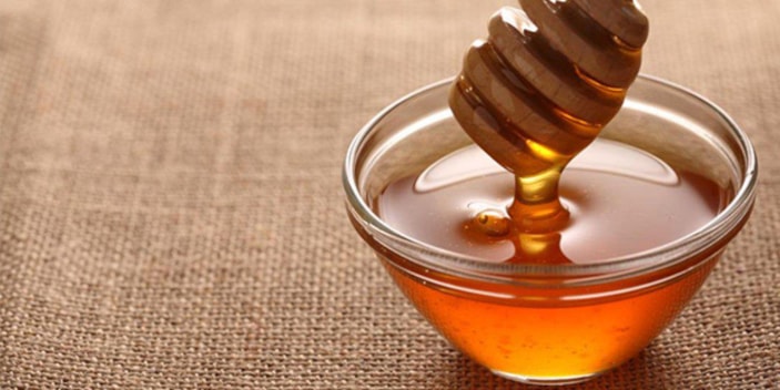 Her akşam uygulandığında siğillerin kökünü kazıyor