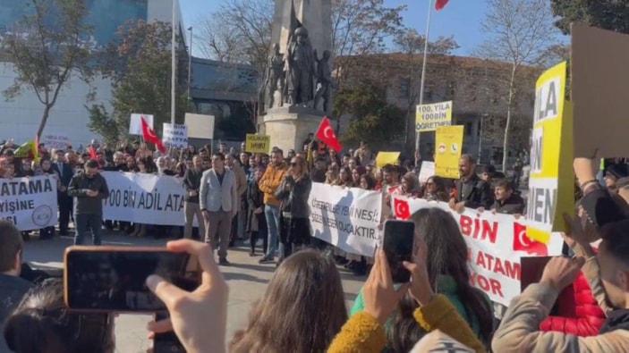 Demet Akalın'dan öğretmenlerin eylemindeki tepkiye sert cevap