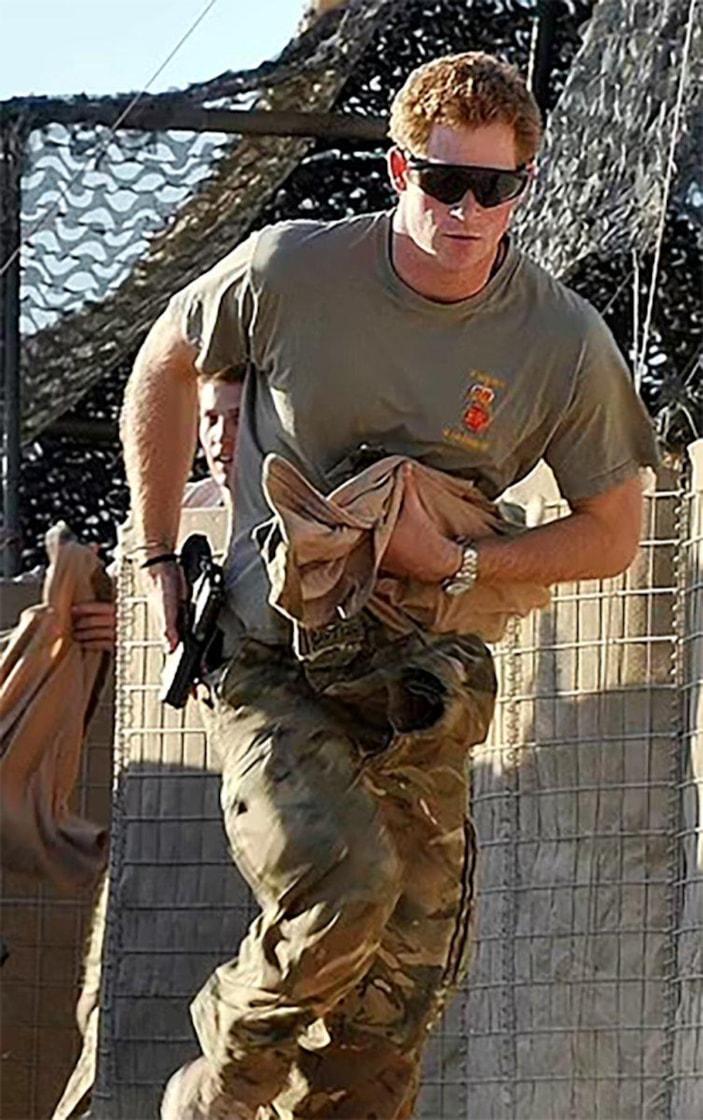 Prens Harry: Düşmanları havadan vurmak, yaşadığım travmayı atlattı