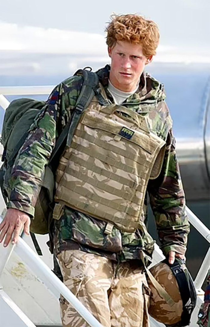 Prens Harry: Düşmanları havadan vurmak, yaşadığım travmayı atlattı