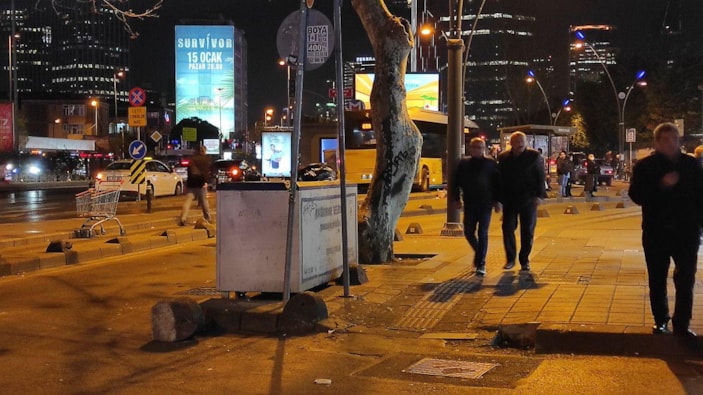 Kağıthane’de motosikletli saldırganlar ateş açtı: 1 ölü 2 yaralı -1