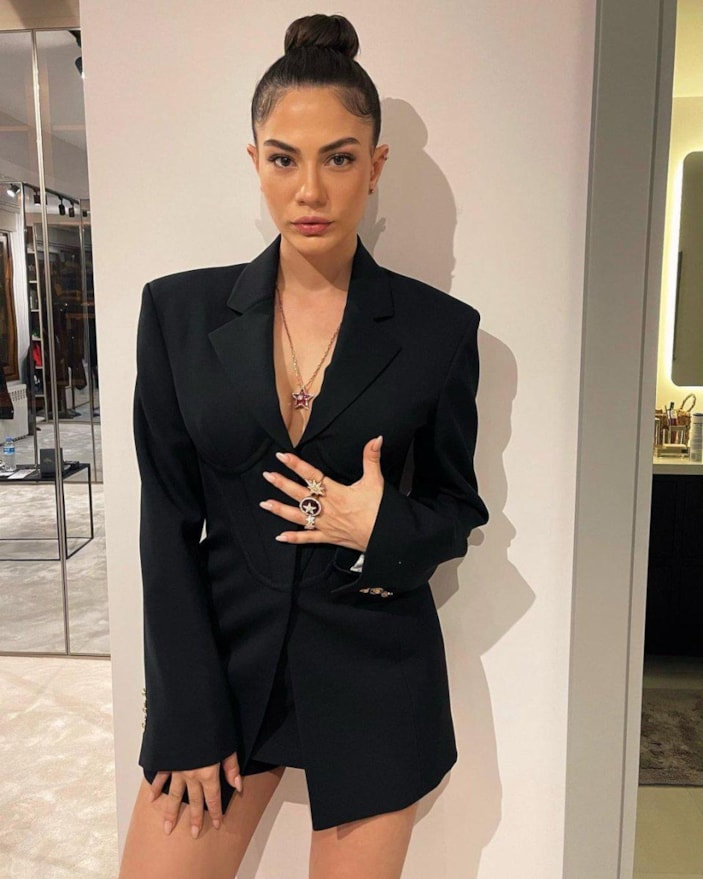 Ünlüler stil danışmanlarına ayda 120 bin TL veriyor