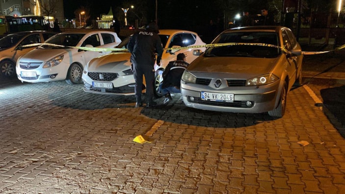 Sağlık çalışanı evinin önünde öldürüldü -3