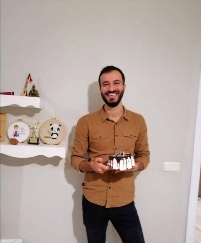 Sağlık çalışanı evinin önünde öldürüldü -10